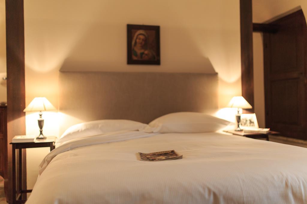 Casa Rosati Hotel Fontecchio Eksteriør billede