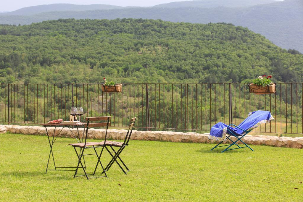 Casa Rosati Hotel Fontecchio Eksteriør billede