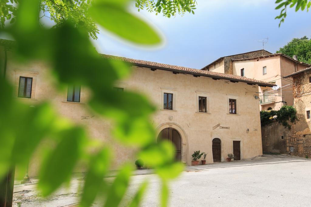 Casa Rosati Hotel Fontecchio Eksteriør billede